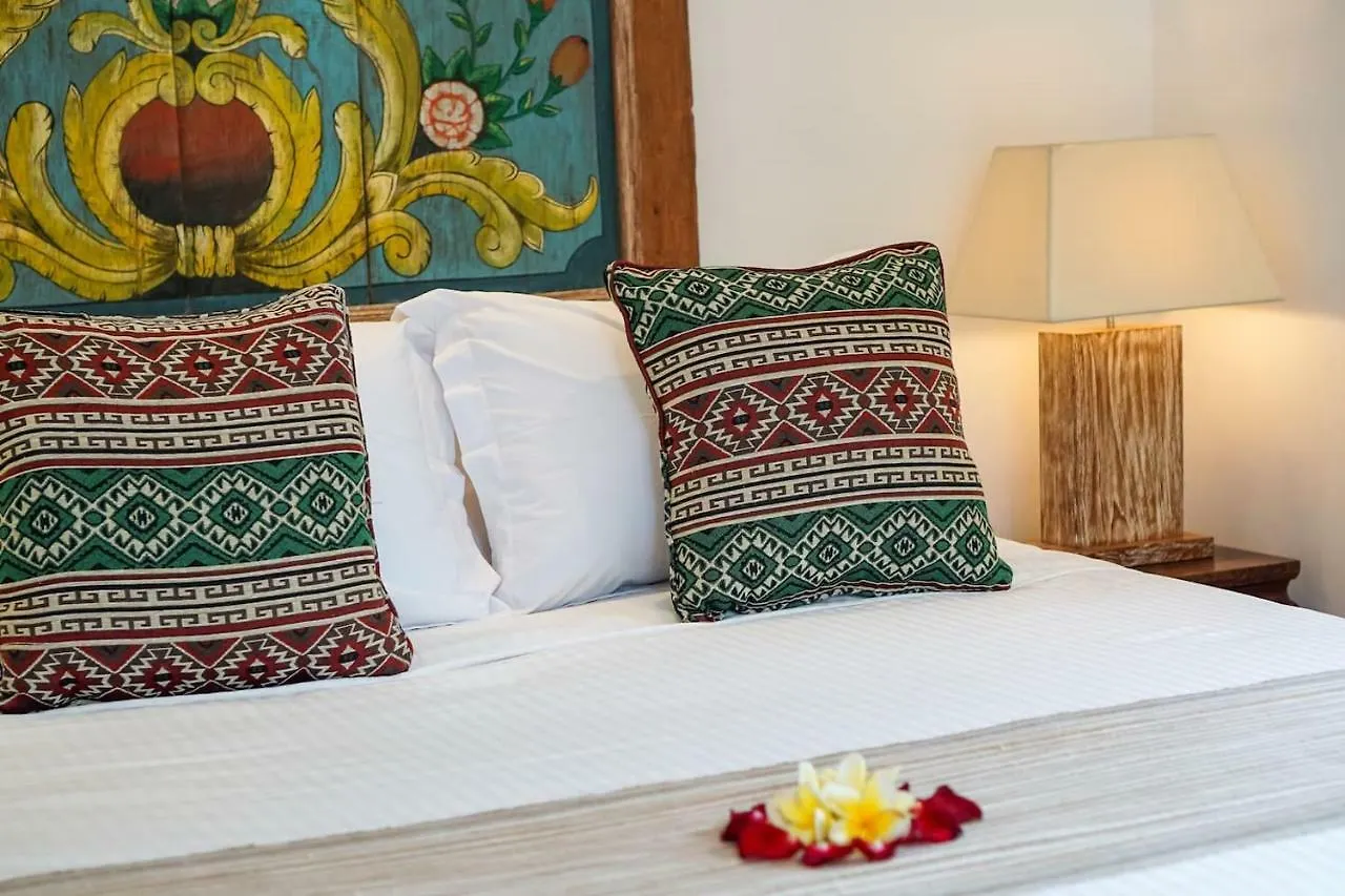 Villa Rubina - Luxury Pool Villa In Batu Belig Next To The Beach! Seminyak
